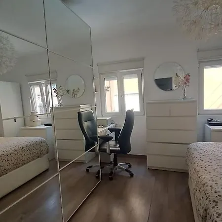 דירה Acogedor Apartamento En El Centro אלמריה