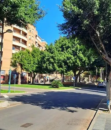 Acogedor Apartamento En El Centro אלמריה